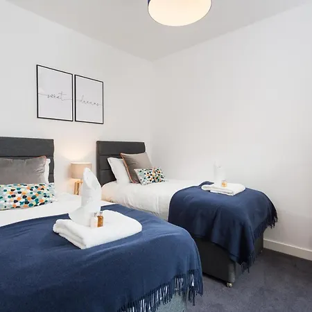 23 Bishopgate Апартаменты *